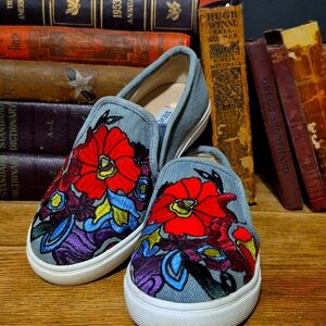 Steve Madden Denim Floral Embroidery Sneakers